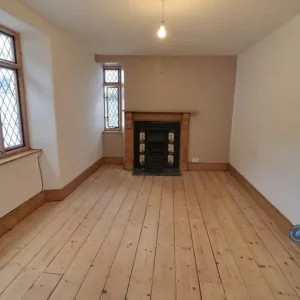 2 bedroom house in The Square, Clovelly, Bideford, EX39 (2 bed) (#2583255) - Image 3