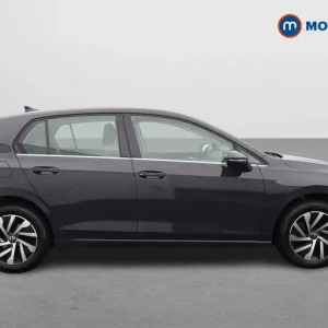 2023 Volkswagen Golf 1.4 TSI eHybrid Style 5dr DSG Hatchback Hybrid Automatic - Image 8