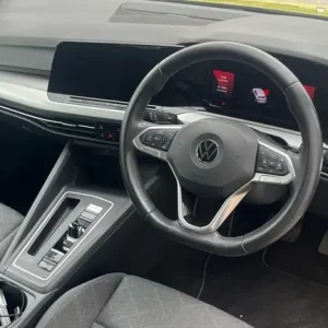 2020 Volkswagen Golf 1.5 eTSI 150 Life 5dr DSG Petrol Hatchback Hatchback Petrol Automatic - Image 6