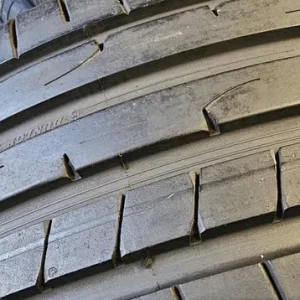 3 x 235/35 ZR 19 tyres Dunlop Evergreen Joyroad - Image 2