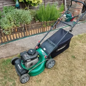 QUALCAST SERIES 450 148cc PETROL MOWER
