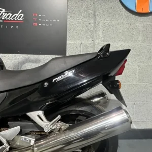Honda CBR1100 Blackbird 2003 - Image 7