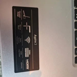 Acer aspire 3 17.2 hd - Image 7