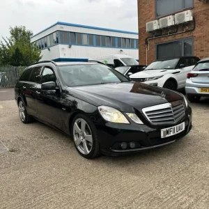 2011 Mercedes E220 CDI BlueEFFICIENCY SE Estate - Image 7
