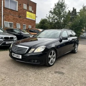 2011 Mercedes E220 CDI BlueEFFICIENCY SE Estate - Image 8