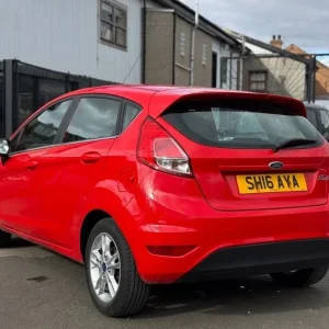 2016 Ford Fiesta 1.25 Zetec Hatchback 5dr Petrol Manual Euro 6 - Image 4