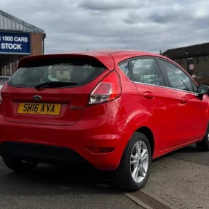 2016 Ford Fiesta 1.25 Zetec Hatchback 5dr Petrol Manual Euro 6 - Image 5