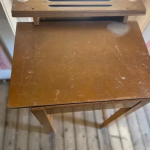 Vintage school desk - Image 2