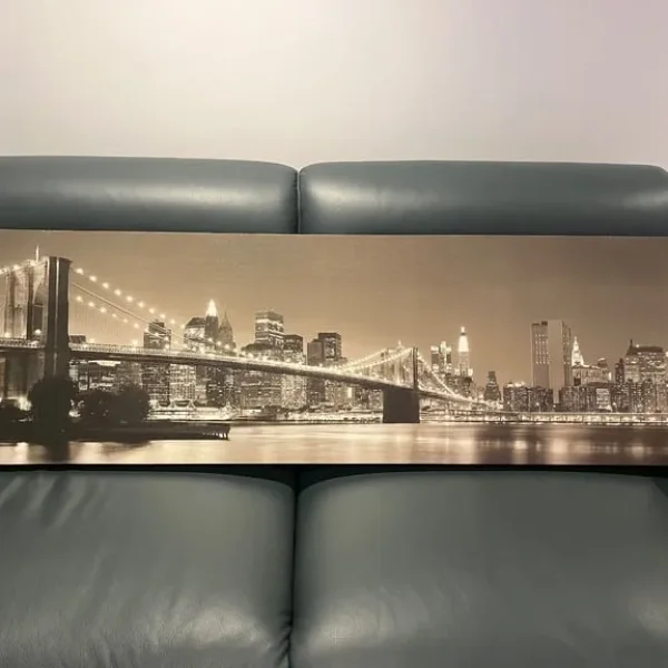Large New York canvas and pebble picture