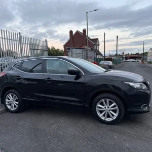 2015 Nissan Qashqai 1.5 dCi Acenta+ 5dr Hatchback Diesel Manual - Image 7