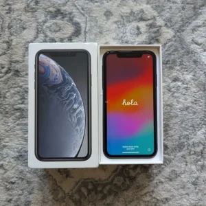 iPhone XR black 64GB