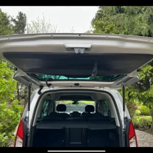 Peugeot Partner Tepee MPV 2017 manual 1199cc 5-door