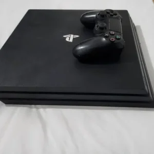 PS4 Pro 1TB - Image 2