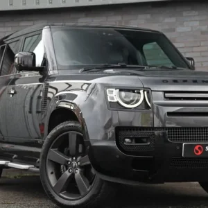 2022 Land Rover Defender 110 5.0 V8 Auto 4WD Estate - Image 6