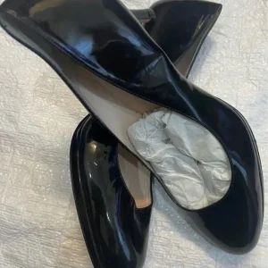 Jones Patent Heels - Image 2