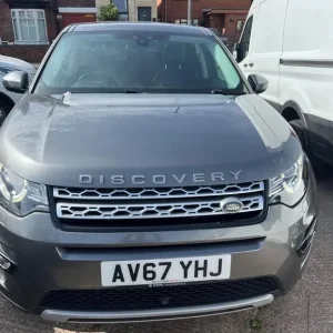 2021 Land Rover Discovery Sport 1.5 P300e R-Dynamic SE 5-seater Estate - Image 4