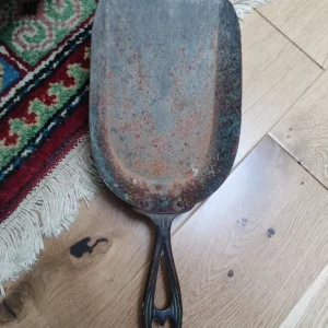 Antique wooden coal box and shovel - Image 5