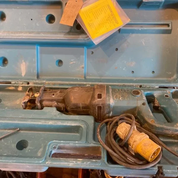 Makita reciprocating saw