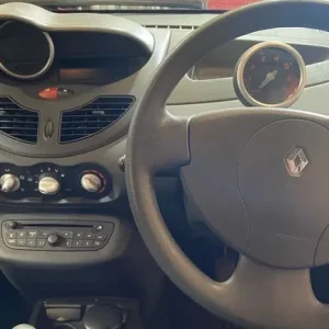 2010 Renault Twingo 1.2 16V I-Music 3-door hatchback petrol manual - Image 7
