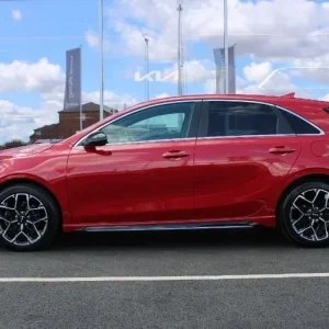 2024 Kia Ceed 1.5 T GDI GT Line Hatchback - Image 7