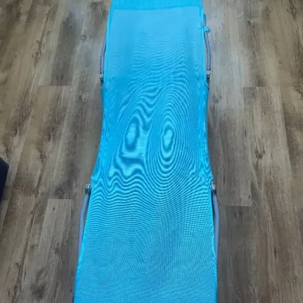 Foldable and compact Sun lounger