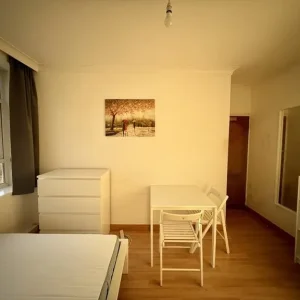2 Double Rooms in a Flat Next to the River 🌳 - Image 3