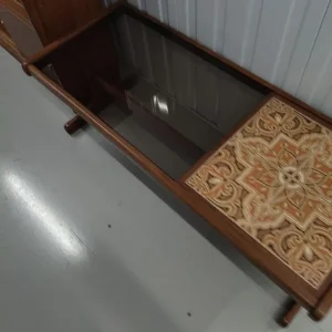 Mid century tile topped coffee table - Image 2
