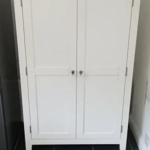 Double door white wood wardrobe with hanging rail - Image 2