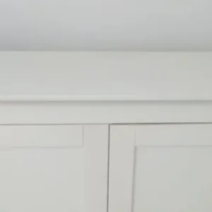 Double door white wood wardrobe with hanging rail - Image 3