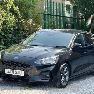 2022 Ford Focus 1.0 EcoBoost Hybrid ST-Line 5-door Hatchback