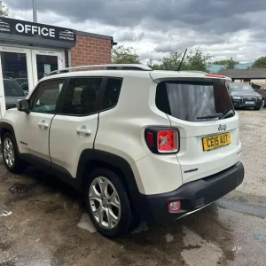 2015 Jeep Renegade 1.6 Multijet Limited 5dr Estate Diesel Manual - Image 5