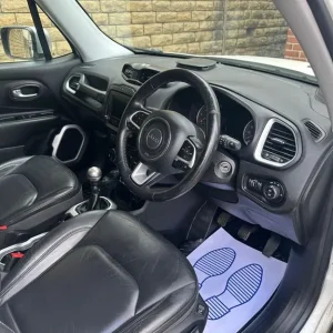 2015 Jeep Renegade 1.6 Multijet Limited 5dr Estate Diesel Manual - Image 8