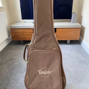 Guitar - Big Baby Taylor (BBT) - Image 8