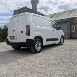 2020 Citroen Berlingo 1.5 BlueHDi Worker Van Manual Diesel - Image 3