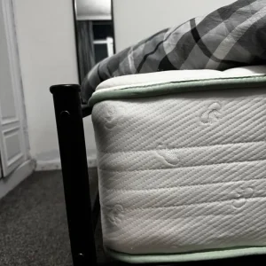 King size mattress - Image 3