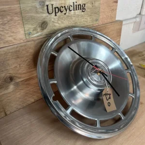 Chevrolet Hubcap Clock - Image 3