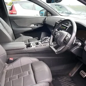 2019 DS 7 1.6 PureTech Ultra Prestige 5-door Automatic - Image 3