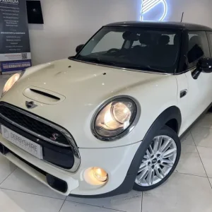 2014 MINI Hatch 2.0 Cooper S Euro 6 (s/s) 3dr HATCHBACK Petrol Manual - Image 4