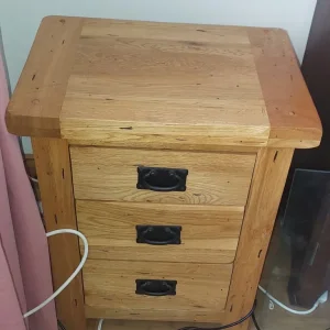 Oak bedside cabinet