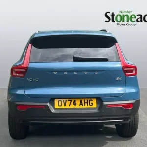 2024 Volvo XC40 2.0 B4P Plus Dark 5dr Auto Estate Petrol - Image 7