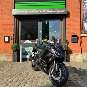 2025 Kawasaki Ninja 1100 SX SE Performance Tourer - Image 2