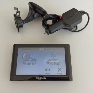 Garmin Nuvi52 GPS Satnav with UK and Ireland maps - Image 3