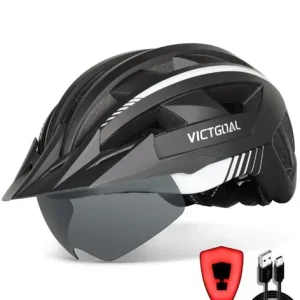 Cycling helmet with tinted visor