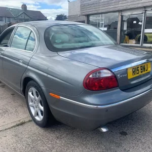 2005 Jaguar S-Type 2.7d V6 SE 4-door Automatic Diesel - Image 2
