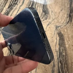iPhone 14 - Image 5