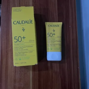 Caudalie 50ml sun cream for sensitive skin - Image 3