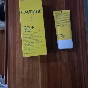 Caudalie 50ml sun cream for sensitive skin - Image 4