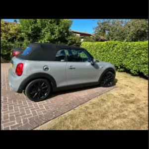 2017 Mini Convertible Manual - Image 6