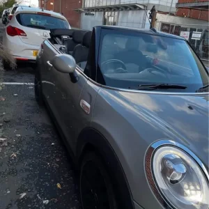 2017 Mini Convertible Manual - Image 8
