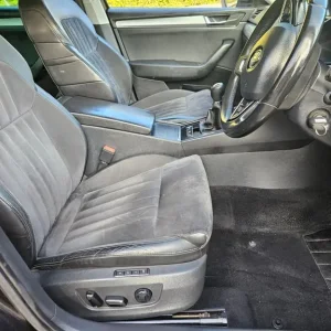Skoda Superb 2.0 TDI Technology Estate 2016 - Image 5